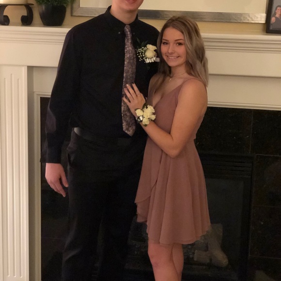 Mauve colored dress! - Picture 5 of 5